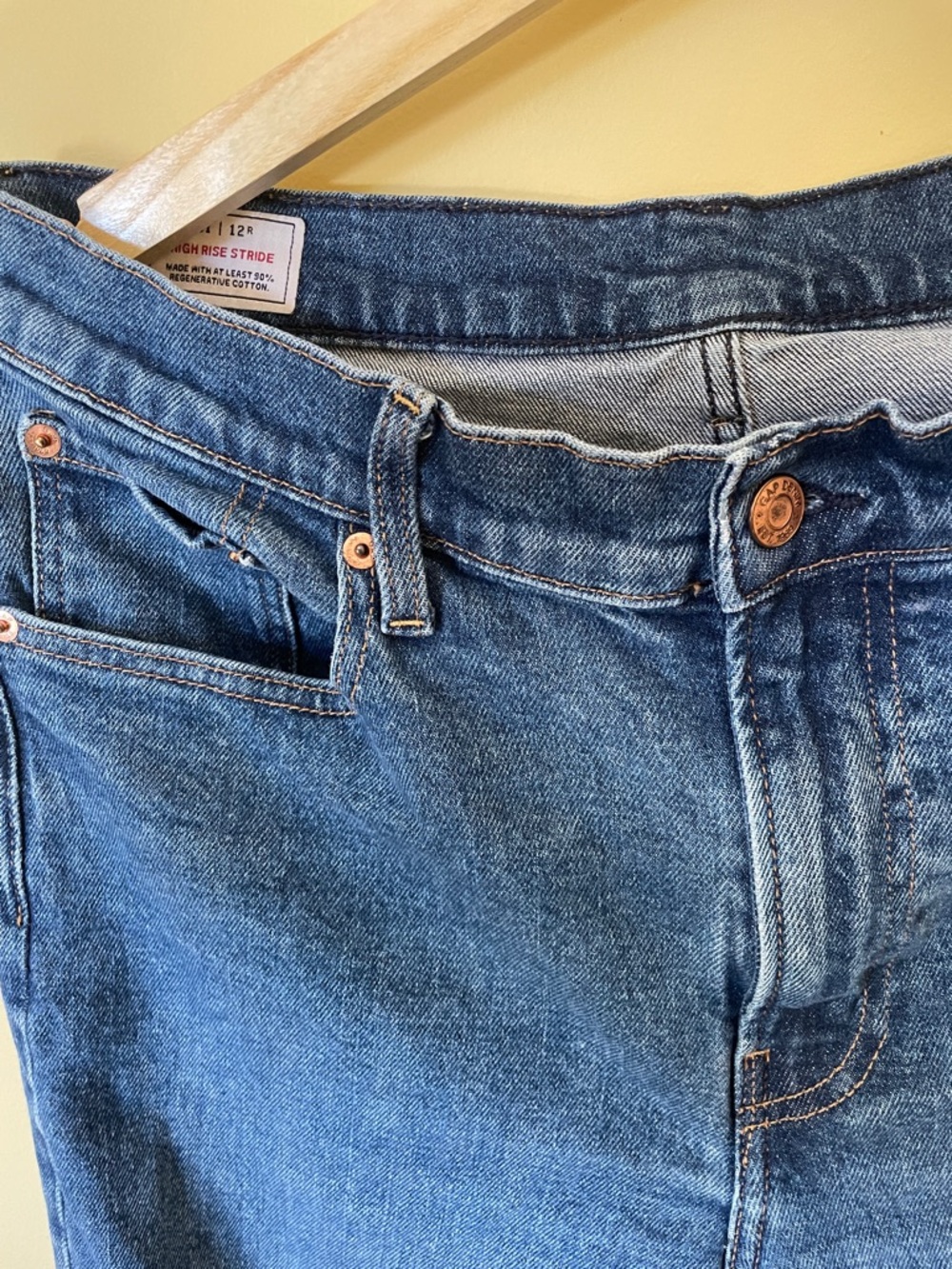 GAP High-Rise Stride Wide-Leg Jeans